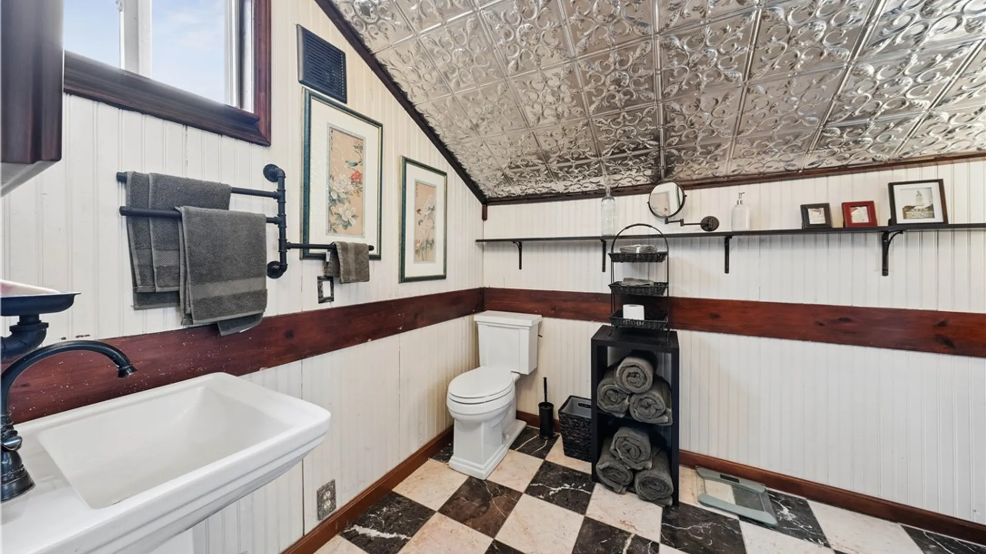 Property at 664 Back Street, Pembroke, NY 14036 25