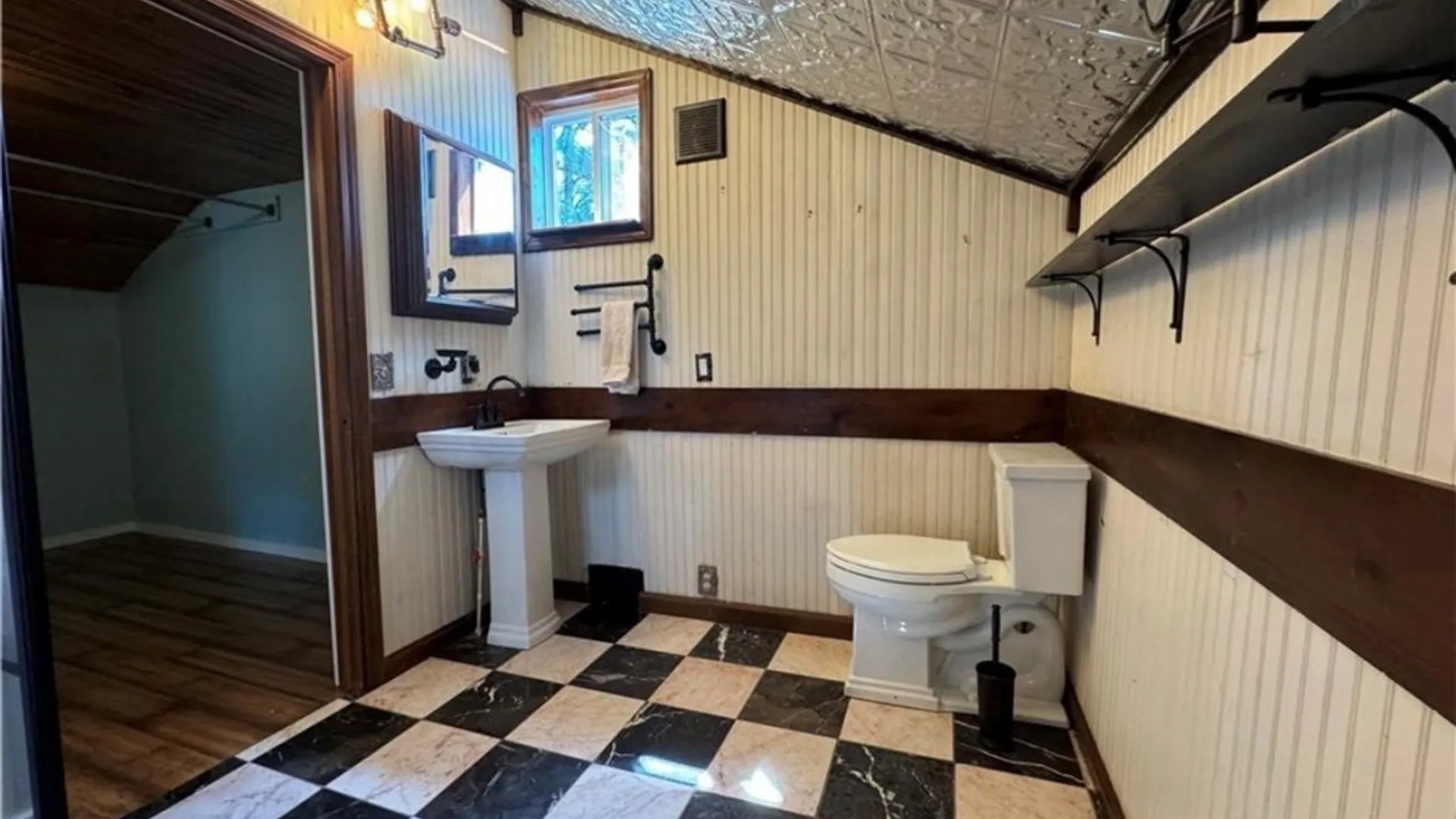 Property at 664 Back Street, Pembroke, NY 14036 29