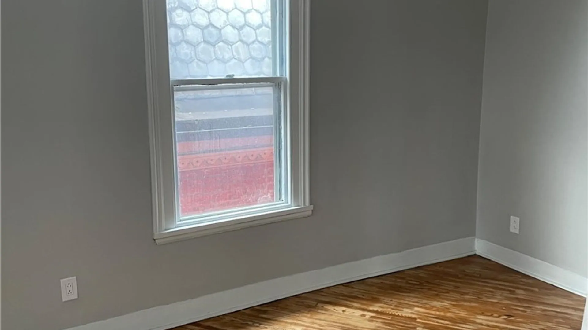 Property at 370 Virginia St, Buffalo, NY 14201 16