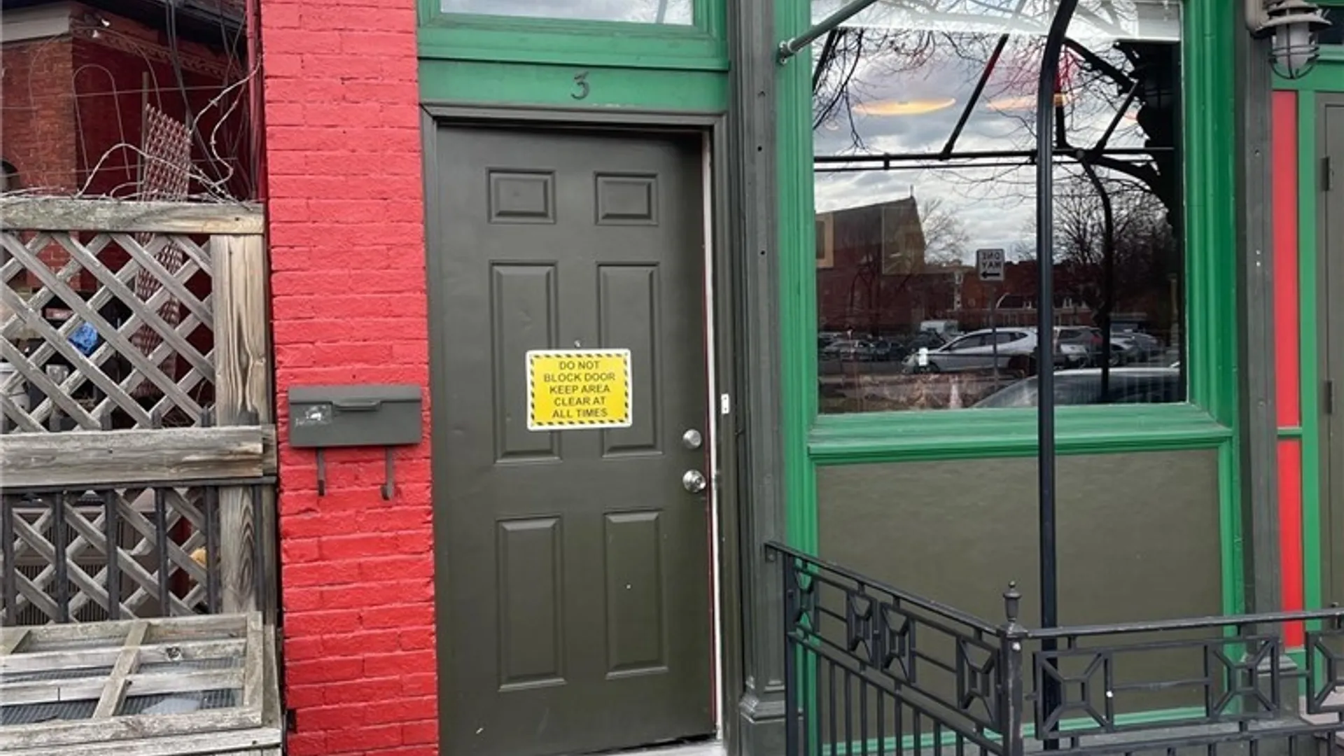 Property at 370 Virginia St, Buffalo, NY 14201 2