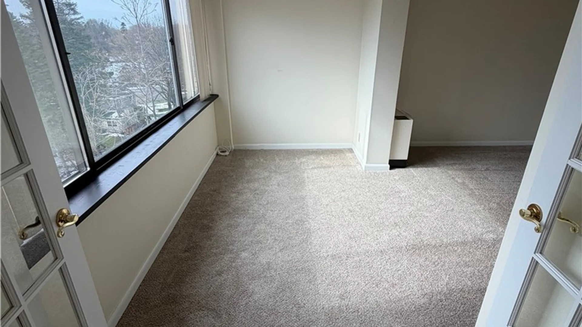 Property at 2501 East Avenue, Brighton, NY 14610 10