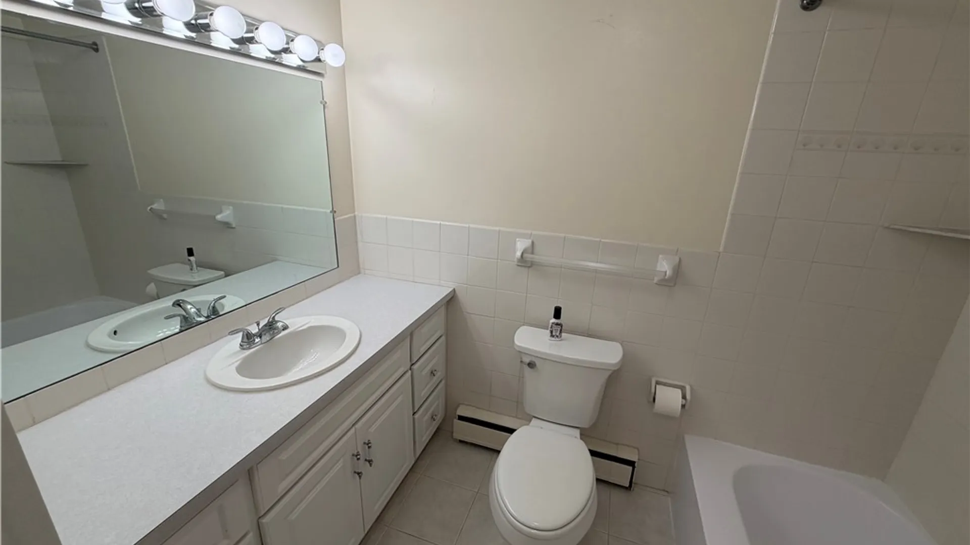 Property at 2501 East Avenue, Brighton, NY 14610 7