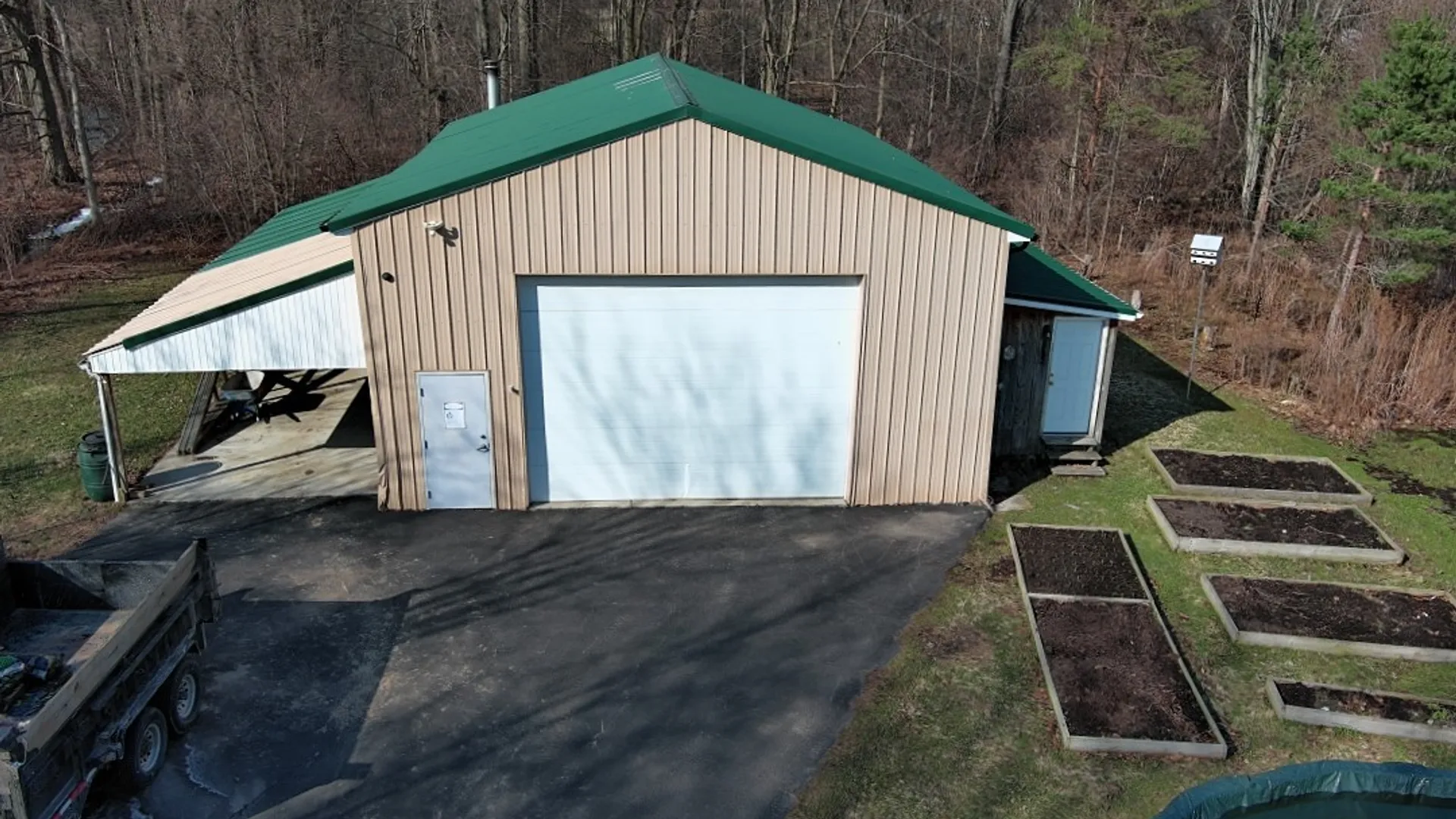 Property at 2995 Krueger Road, Wheatfield, NY 14120 7