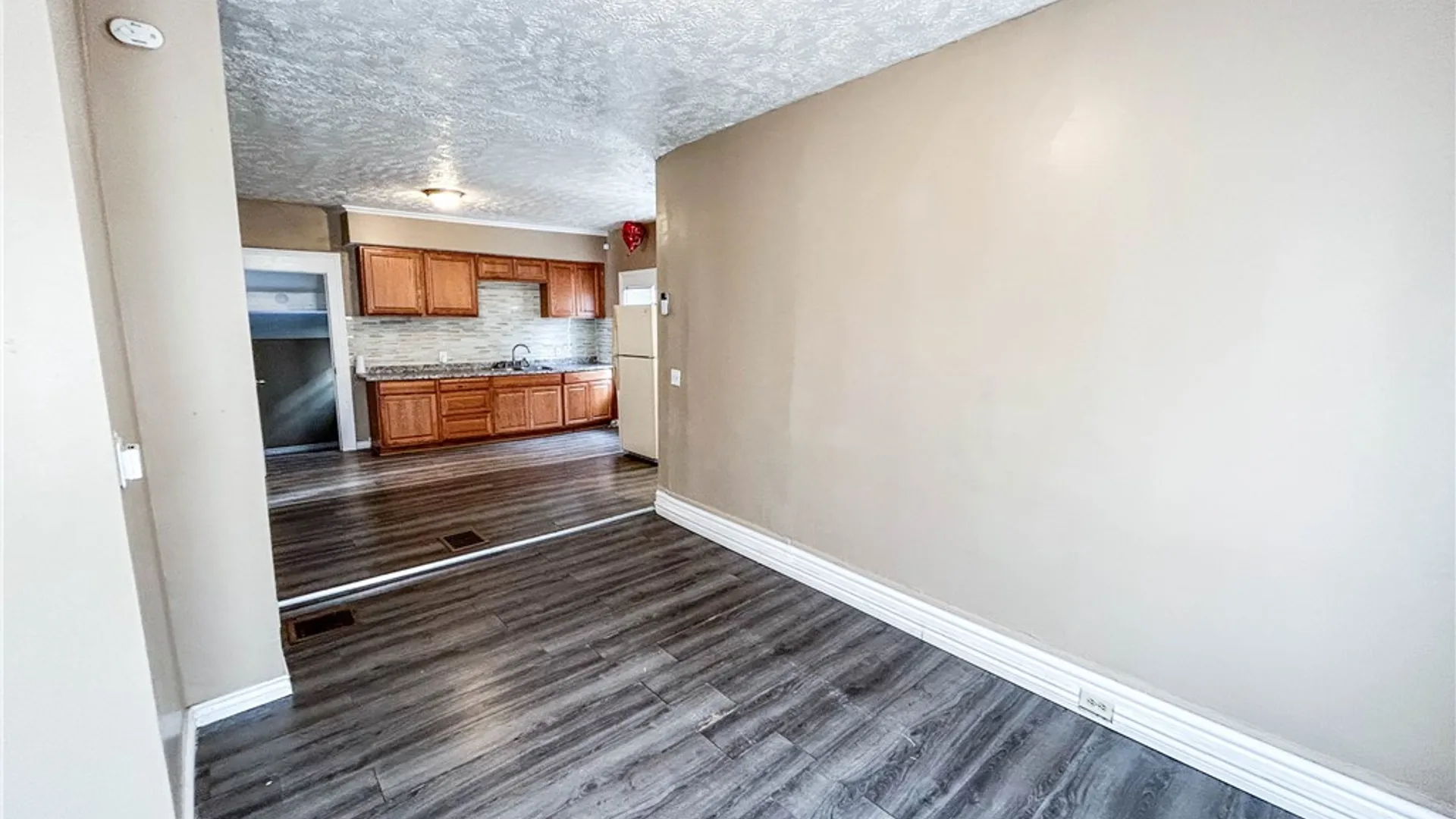 Property at 22 Sullivan Street, Rochester, NY 14605 4