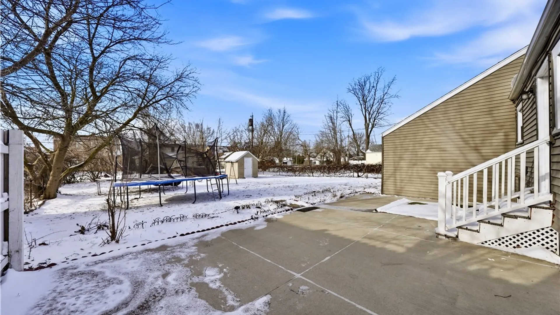 Property at 81 Huth Road, Cheektowaga, NY 14225 14