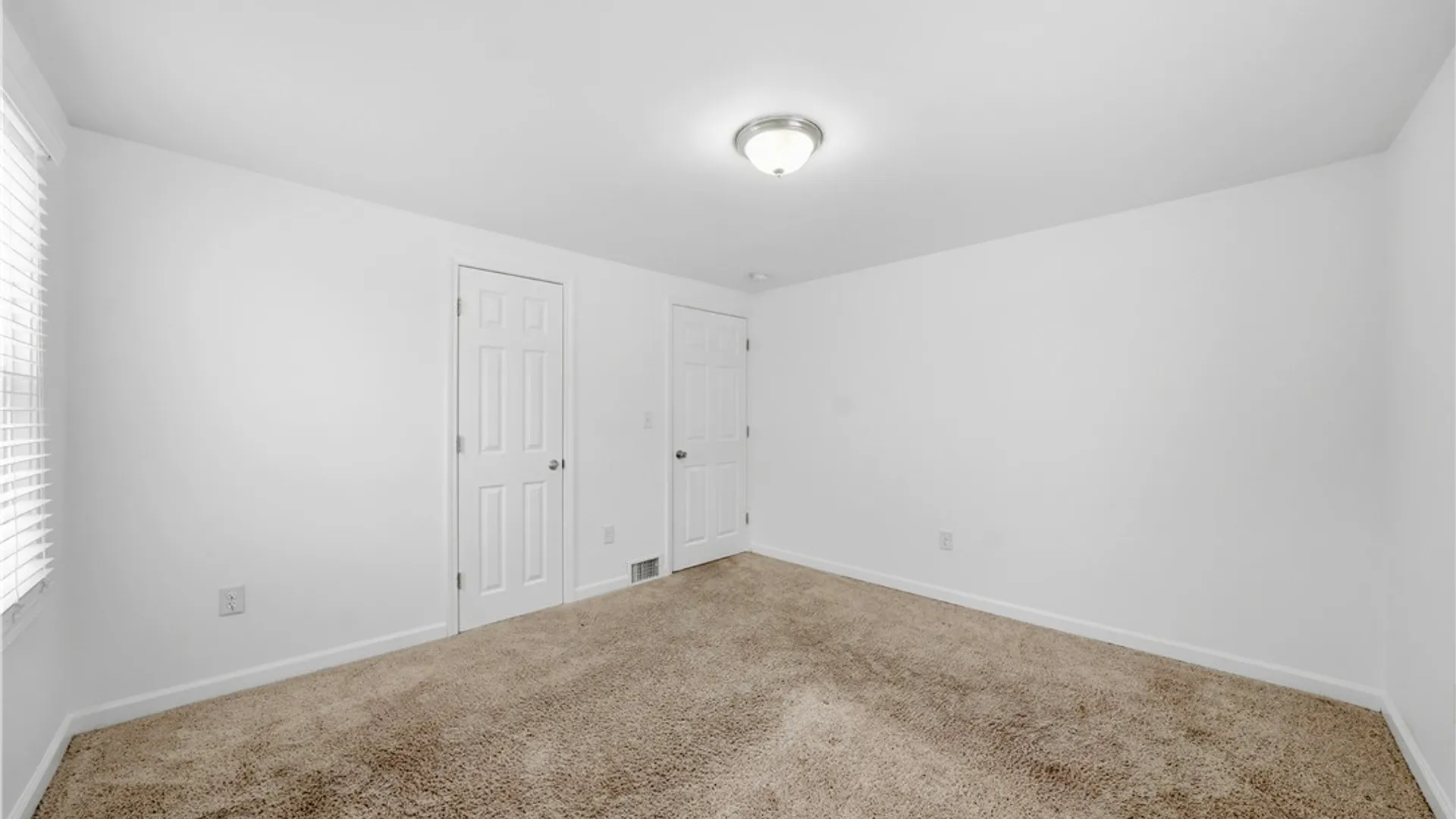 Property at 81 Huth Road, Cheektowaga, NY 14225 33