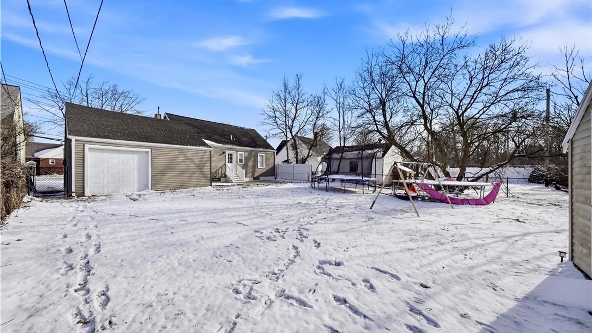 Property at 81 Huth Road, Cheektowaga, NY 14225 9