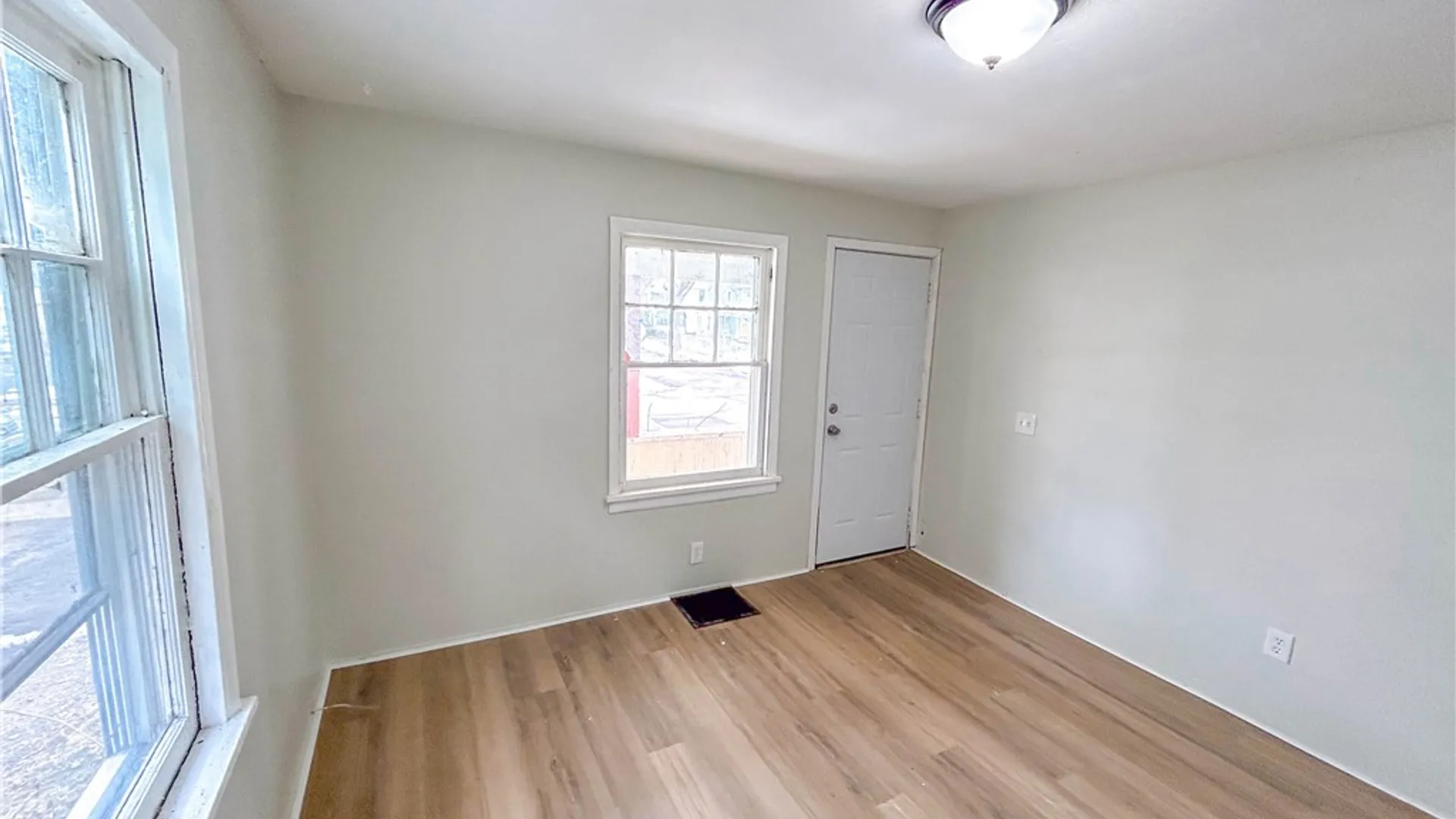 Property at 42 Villa Street, Rochester, NY 14606 11