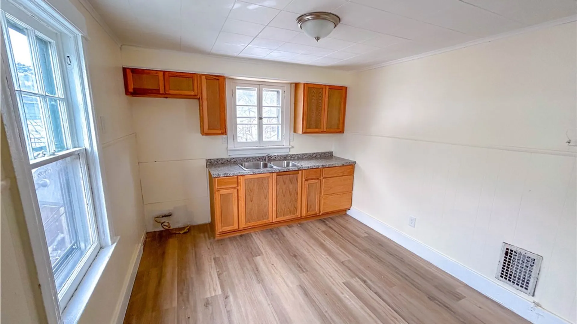 Property at 42 Villa Street, Rochester, NY 14606 14