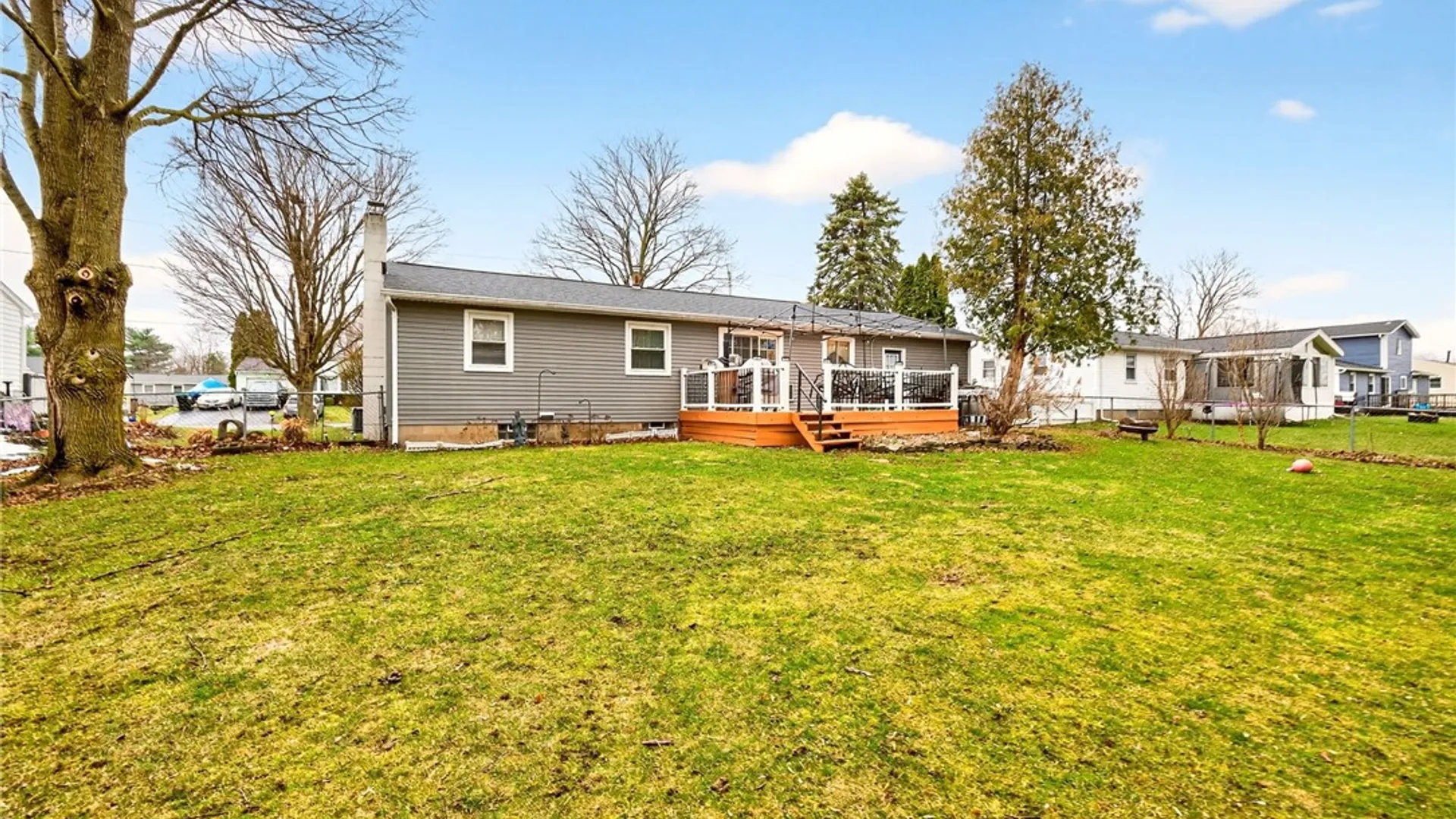 Property at 19 Gannett Road, Farmington, NY 14425 26