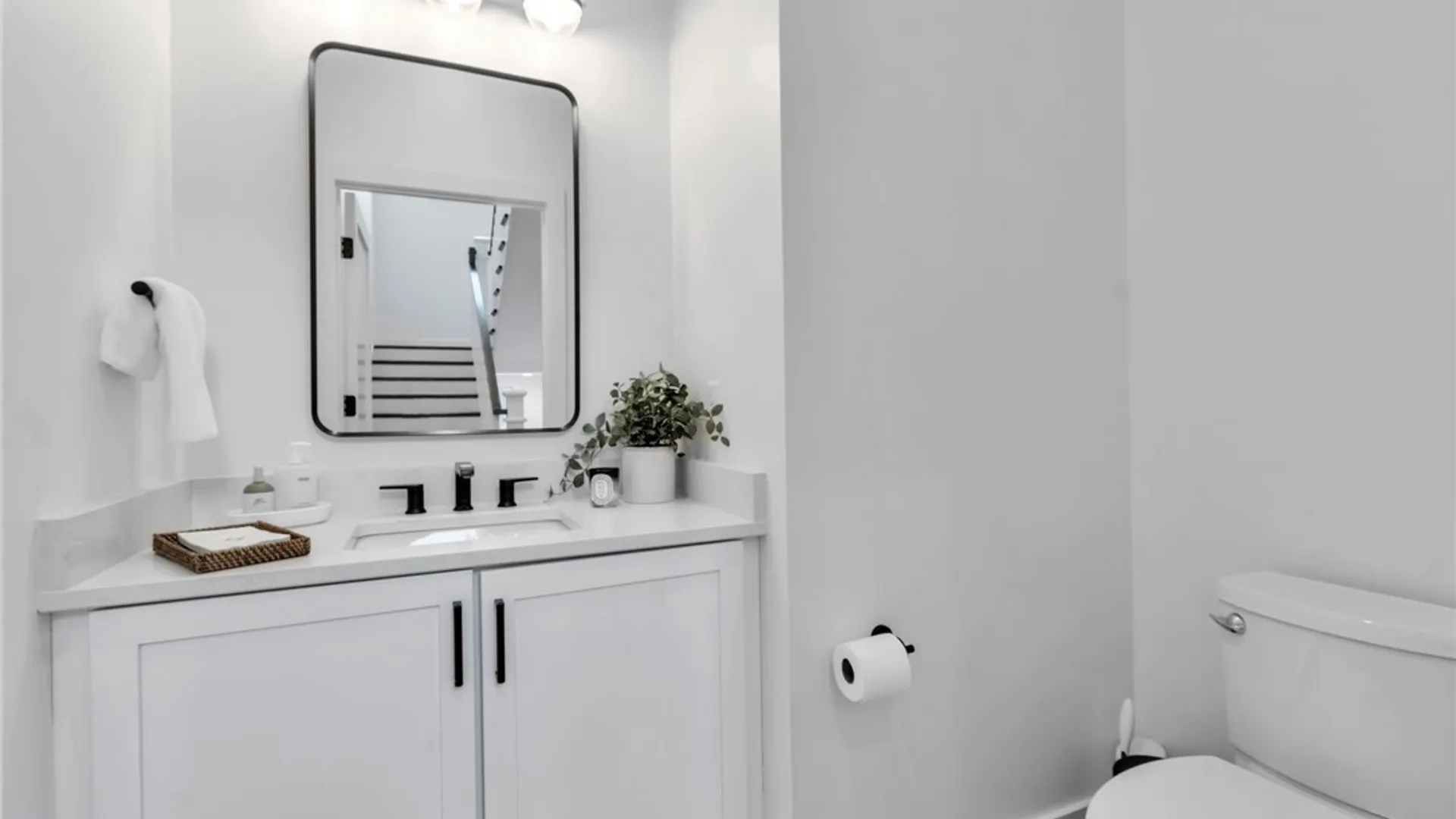 Property at 240 Lakefront Boulevard, Buffalo, NY 14202 23