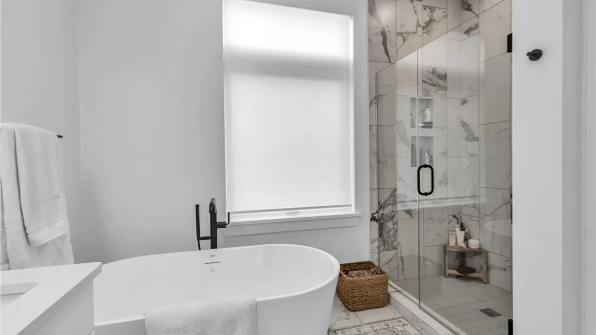 Property at 240 Lakefront Boulevard, Buffalo, NY 14202 30