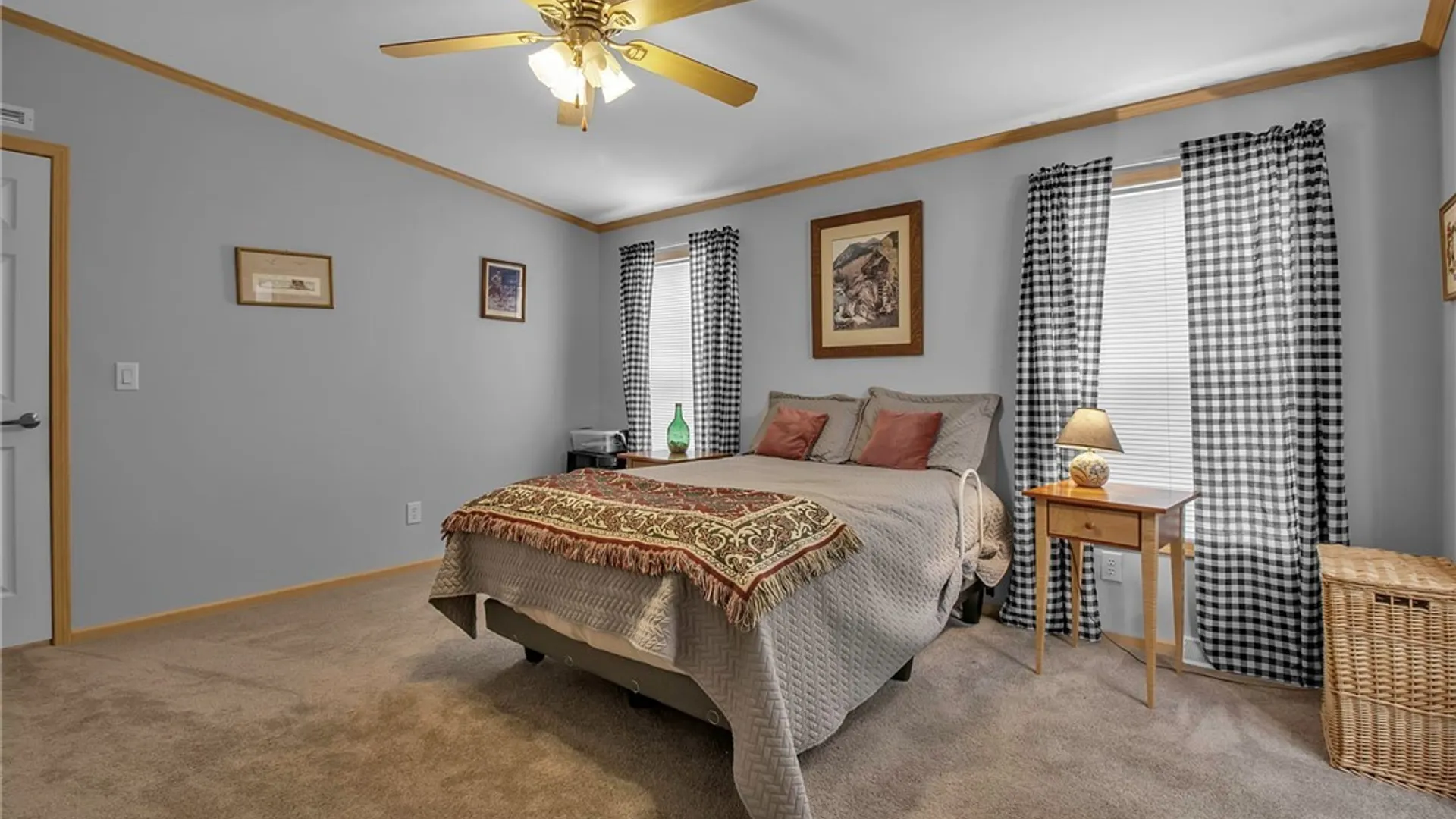 Property at 4665 Cotherstone Circle, Clarence, NY 14031 16