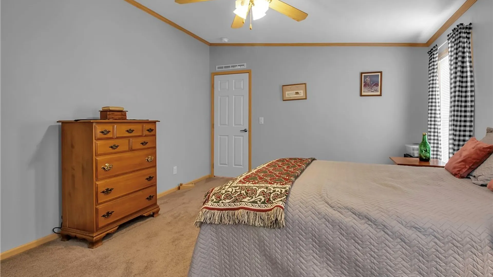 Property at 4665 Cotherstone Circle, Clarence, NY 14031 17