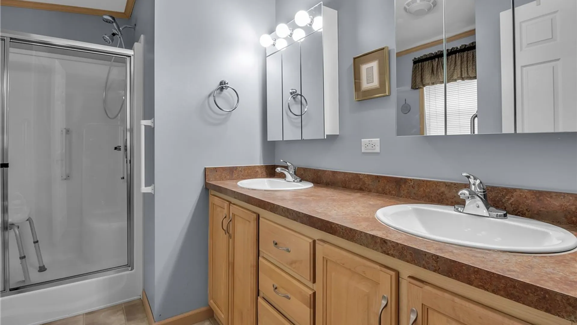 Property at 4665 Cotherstone Circle, Clarence, NY 14031 19