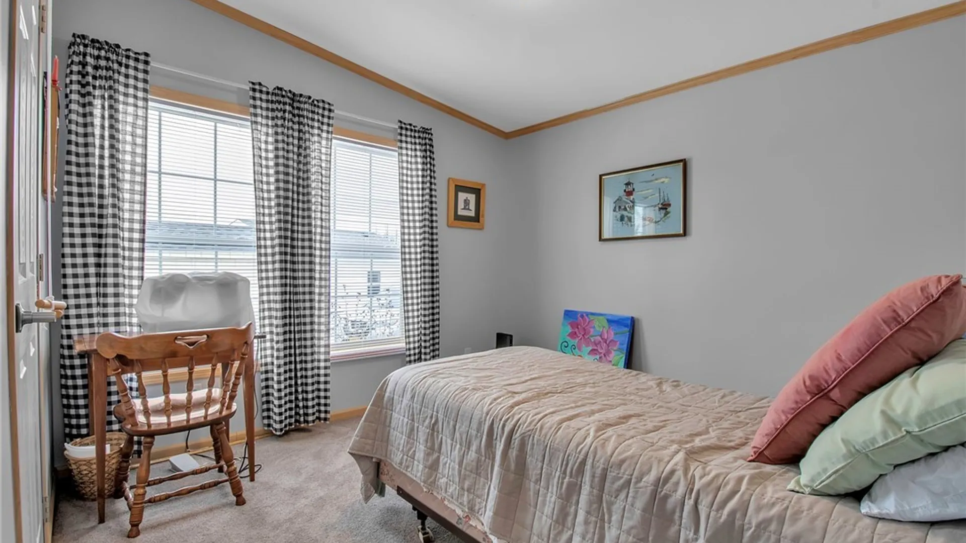 Property at 4665 Cotherstone Circle, Clarence, NY 14031 22