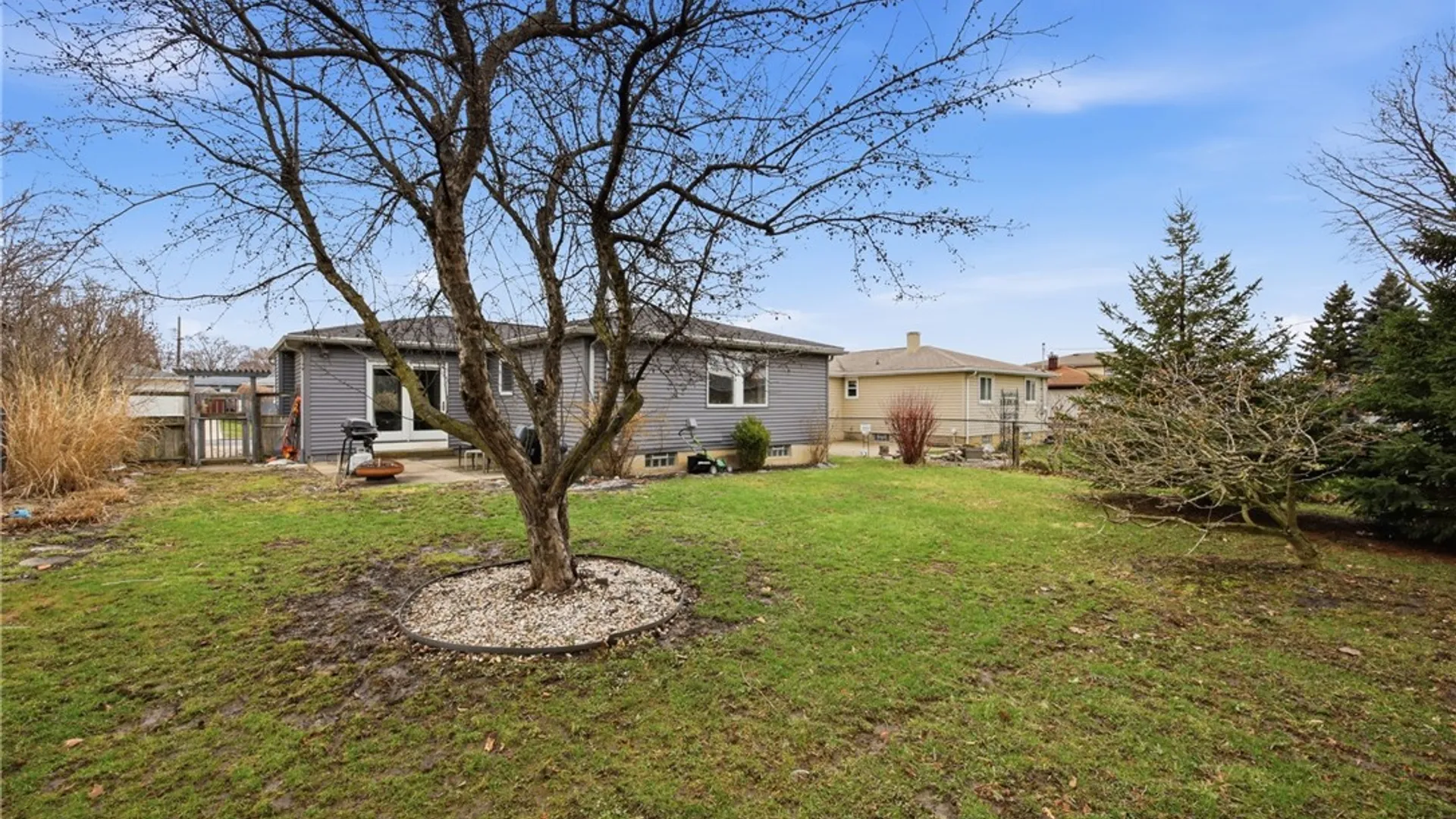 Property at 120 Brentwood Drive, Cheektowaga, NY 14227 39