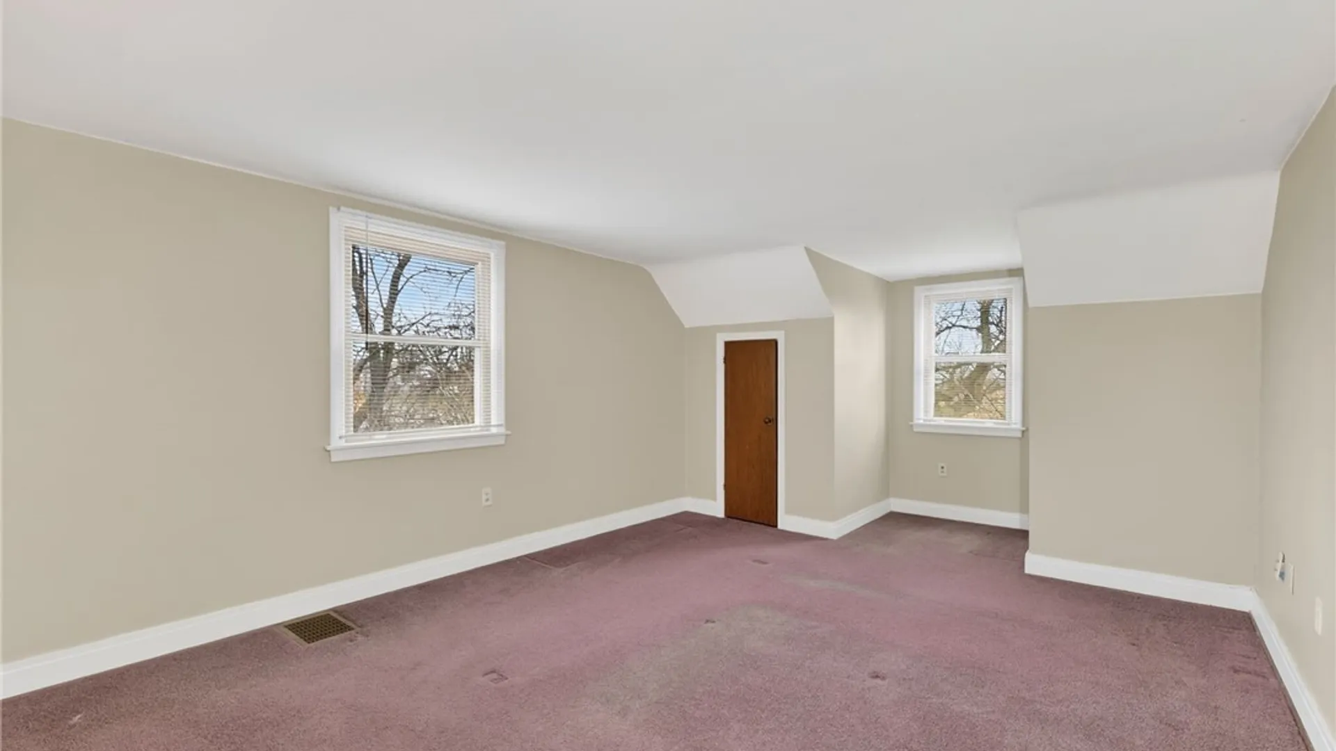Property at 2115 Lockport Road, Wheatfield, NY 14304 28