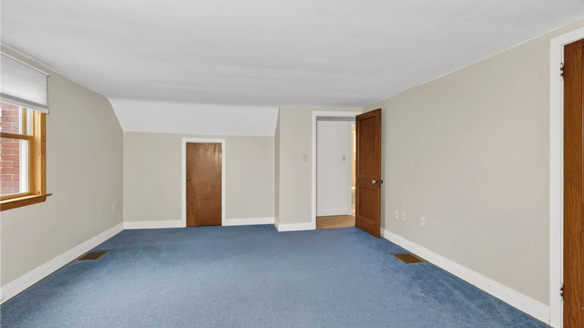 Property at 2115 Lockport Road, Wheatfield, NY 14304 34
