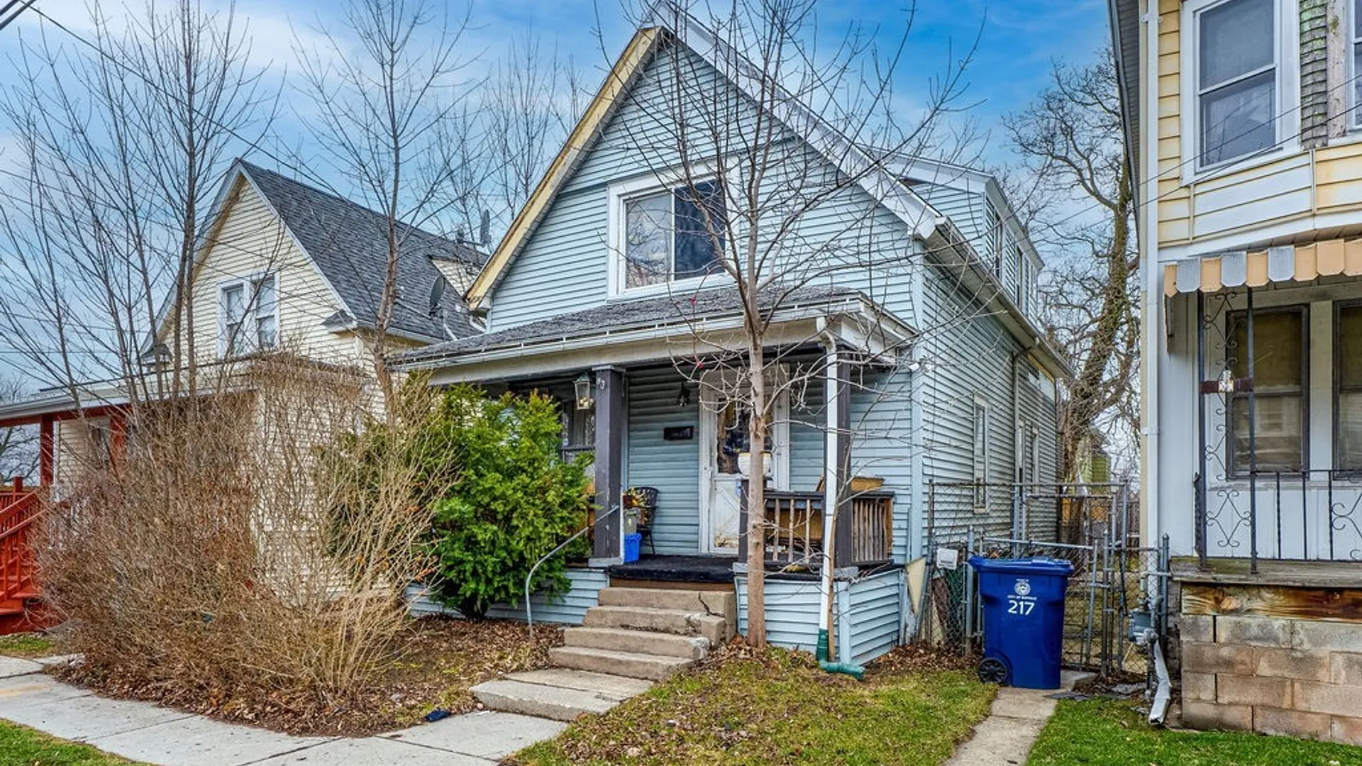 Property at 221 Chadduck Avenue, Buffalo, NY 14207 2
