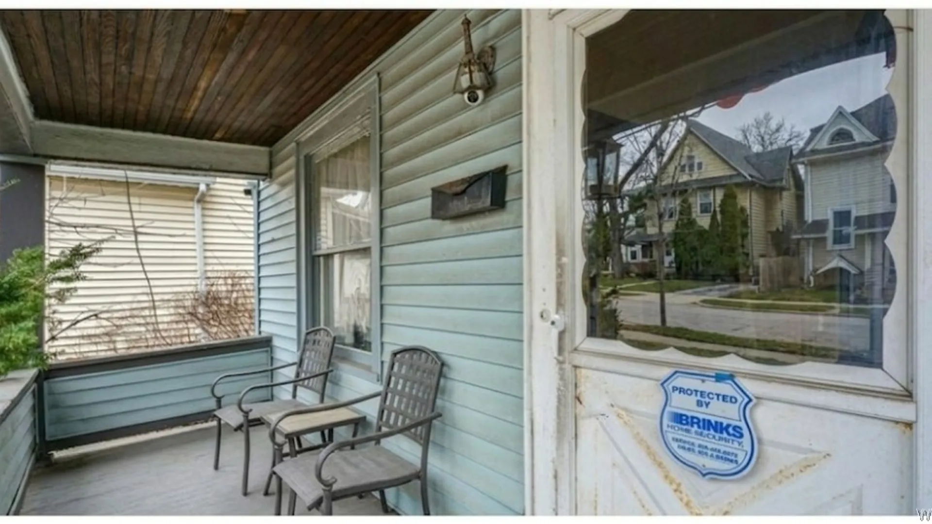 Property at 221 Chadduck Avenue, Buffalo, NY 14207 3