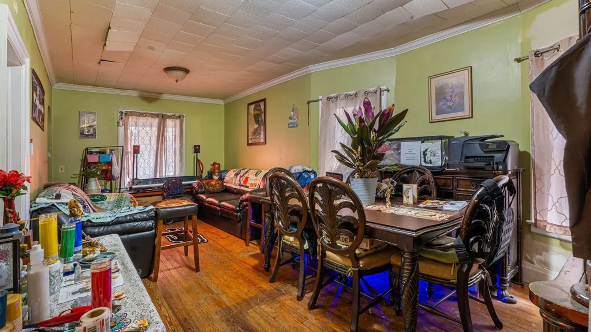 Property at 221 Chadduck Avenue, Buffalo, NY 14207 4