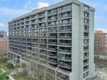 15 Stewart Place, White Plains, NY 10603