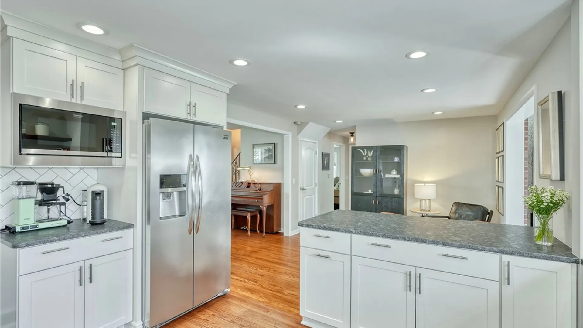 Property at 41 Old North Hill, Irondequoit, NY 14617 17