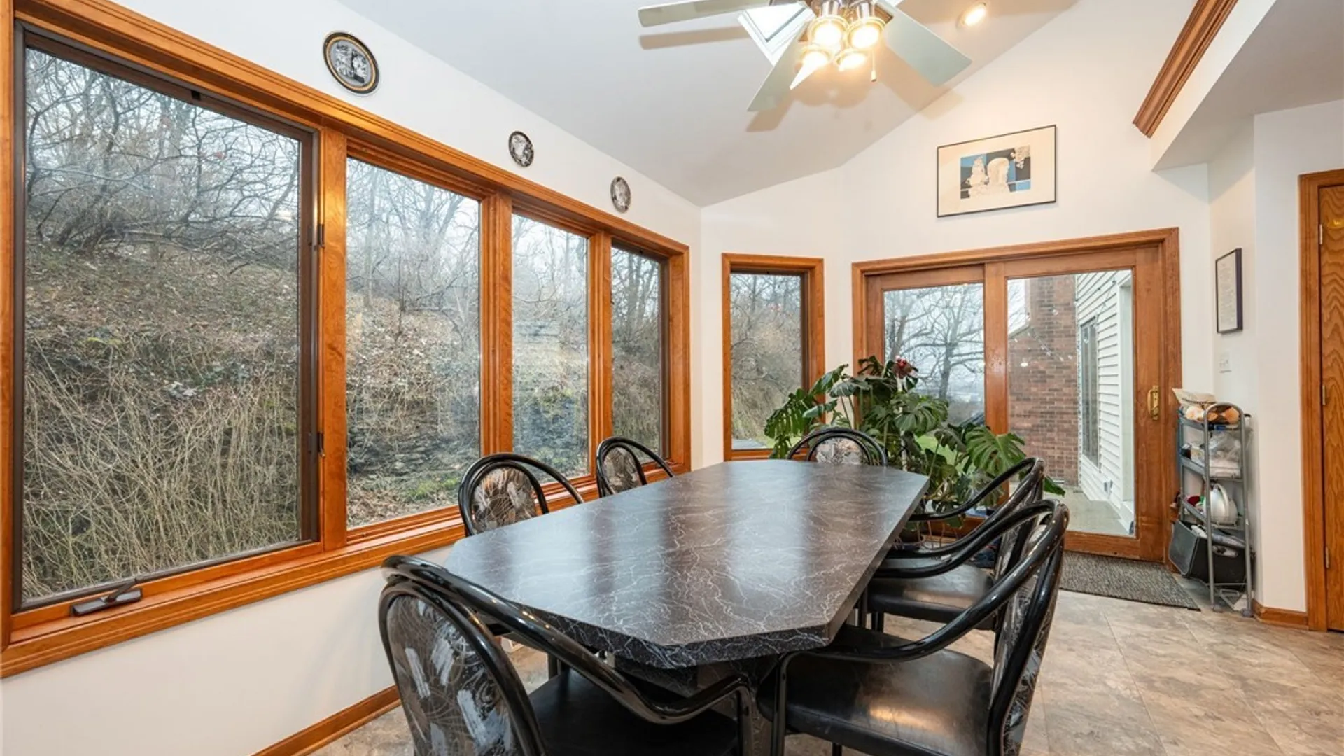 Property at 4892 Eastbrooke Place, Clarence, NY 14221 16