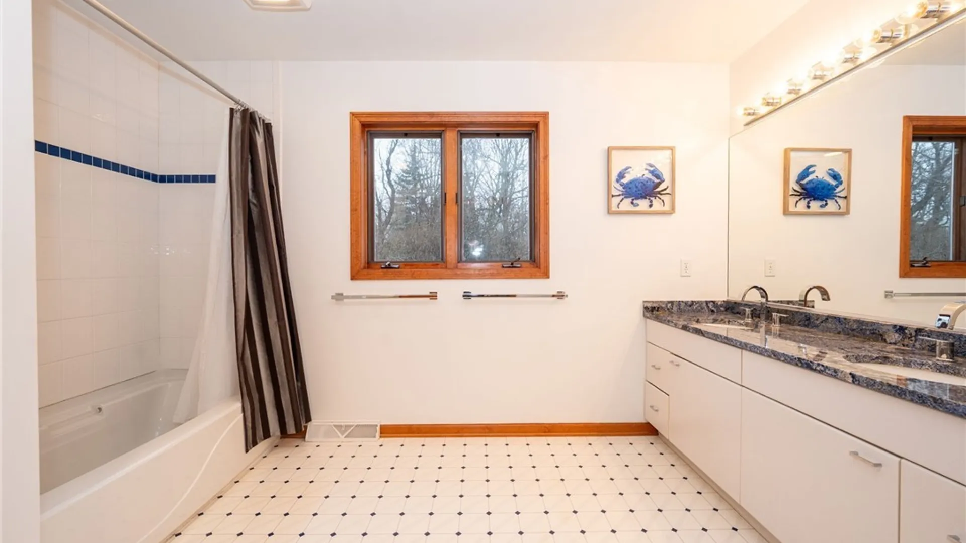 Property at 4892 Eastbrooke Place, Clarence, NY 14221 35