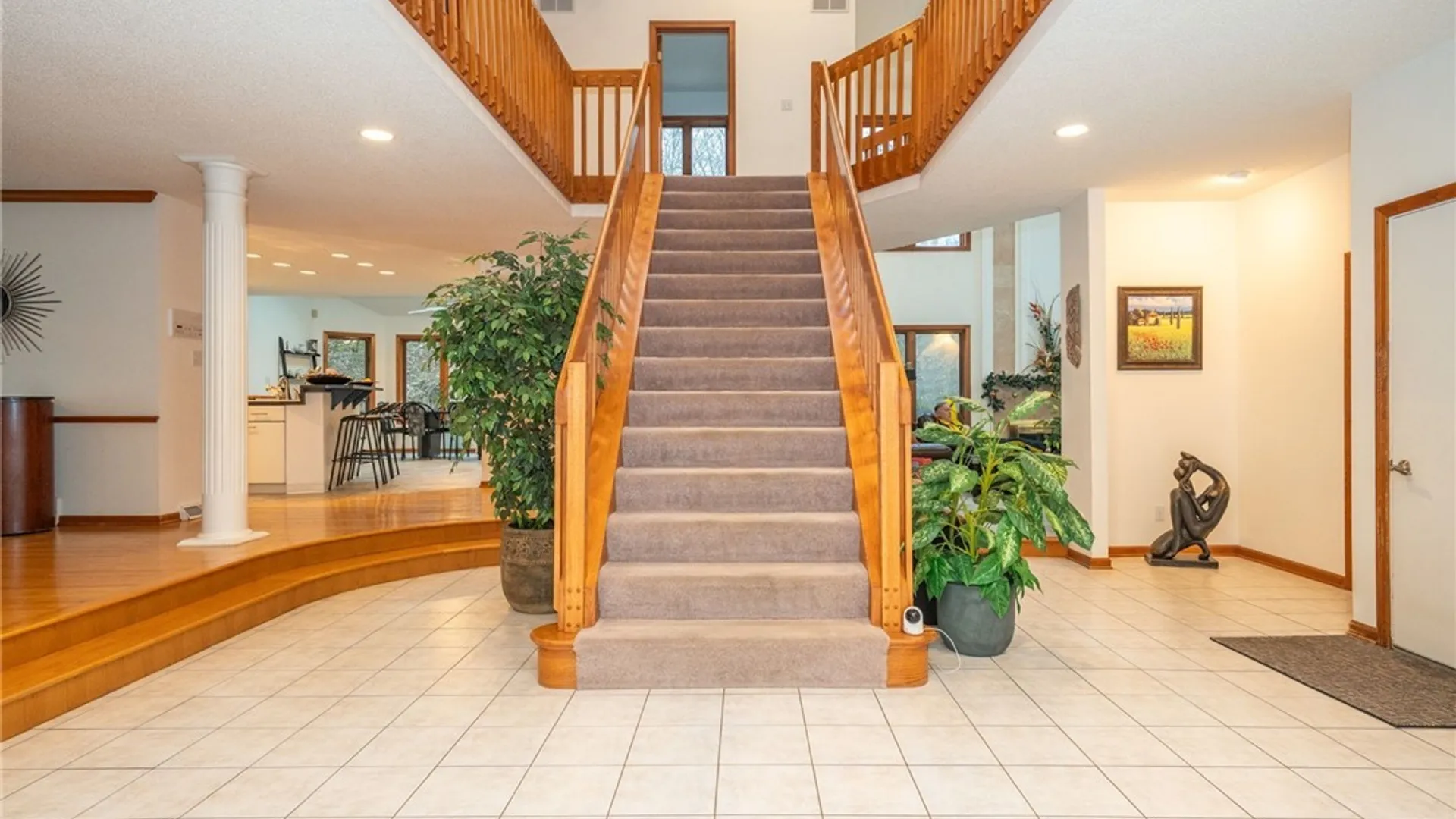 Property at 4892 Eastbrooke Place, Clarence, NY 14221 4