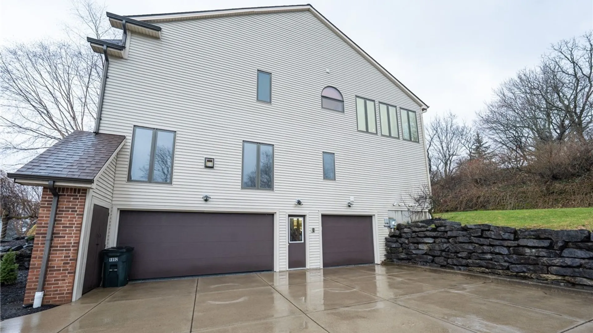 Property at 4892 Eastbrooke Place, Clarence, NY 14221 43
