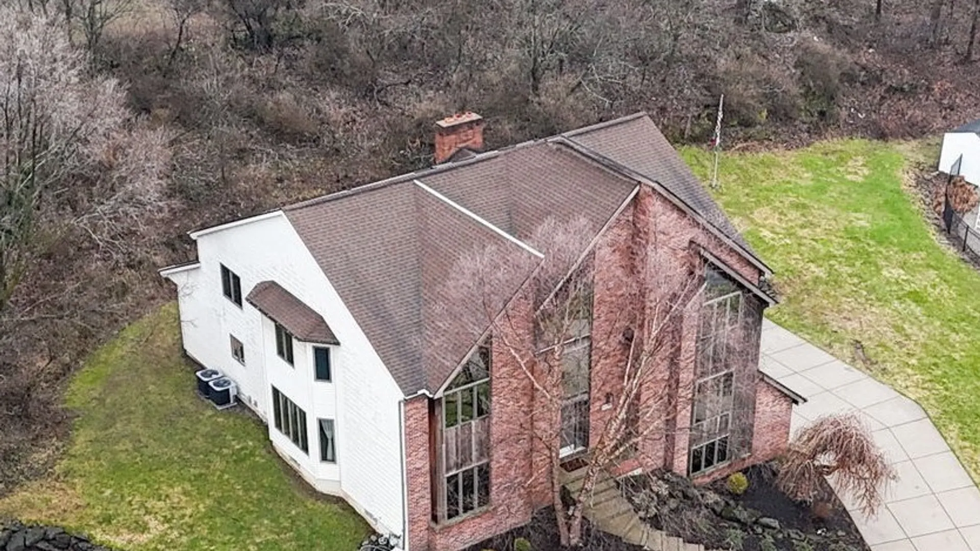 Property at 4892 Eastbrooke Place, Clarence, NY 14221 44