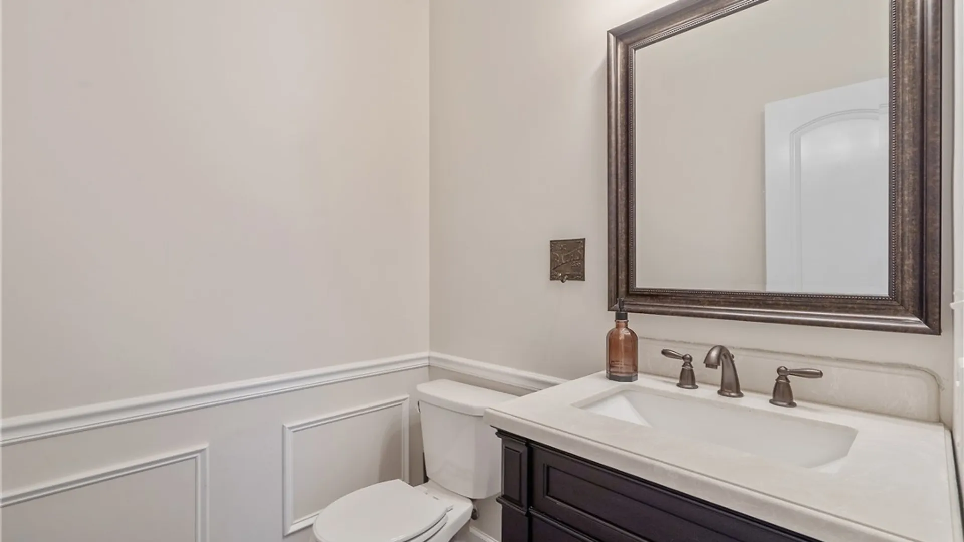 Property at 217 Starksboro Drive, Camillus, NY 13031 23