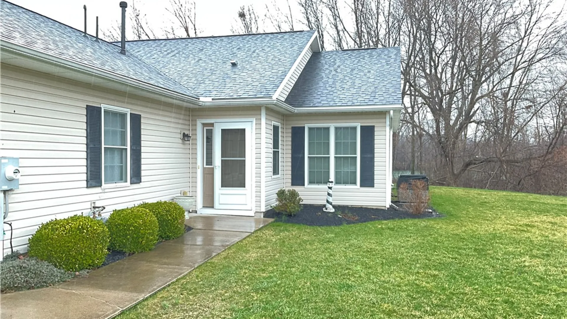 Property at 370 Walker Drive, Canandaigua City, NY 14424 3