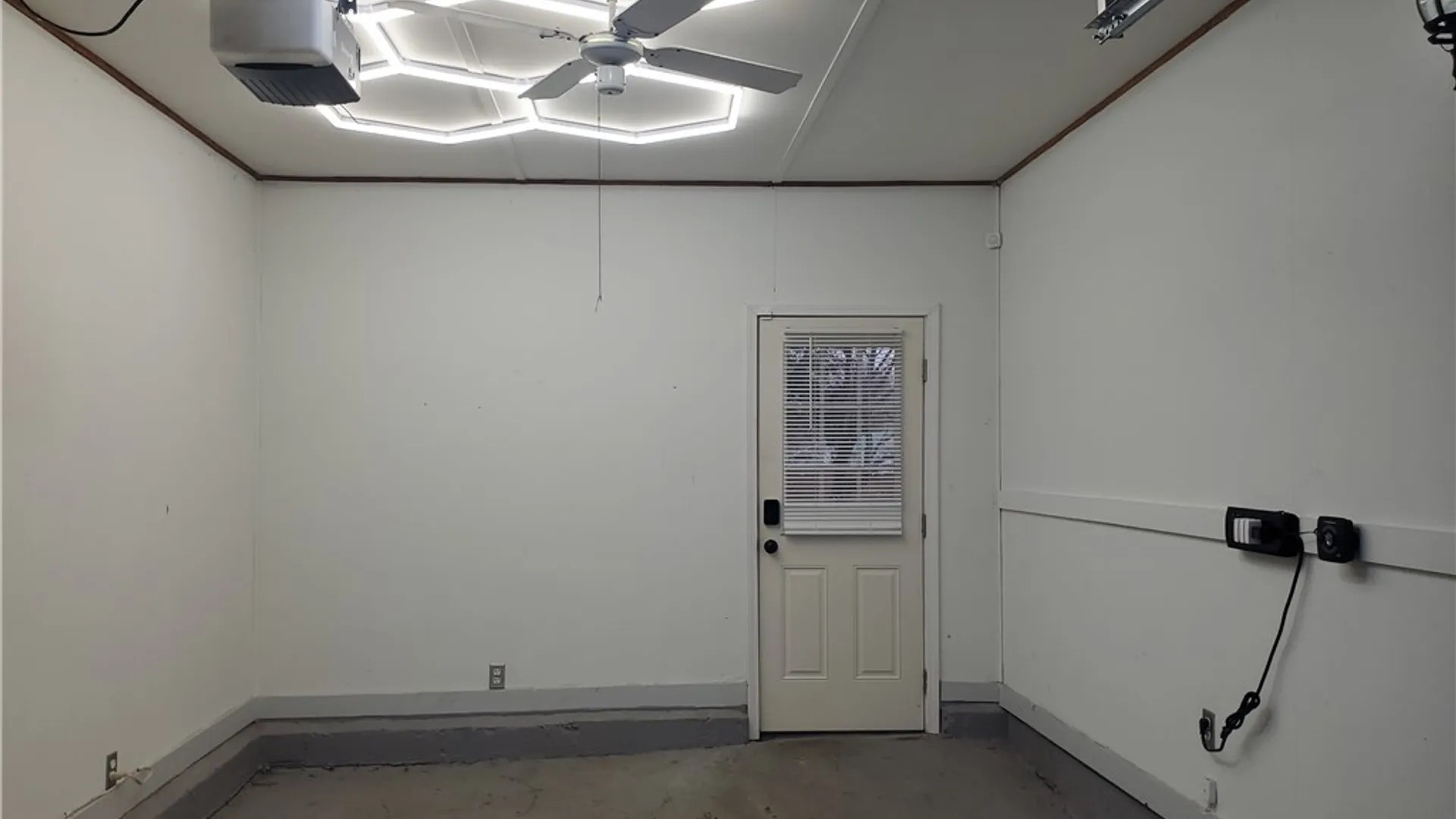 Property at 107 Libby St, Salina, NY 13088 23