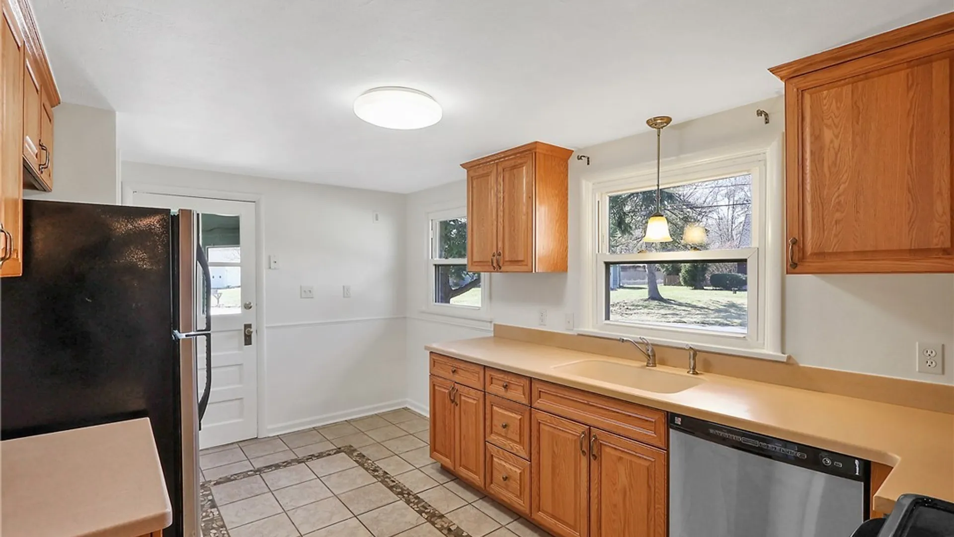 Property at 208 Palmer Drive, Manlius, NY 13066 17