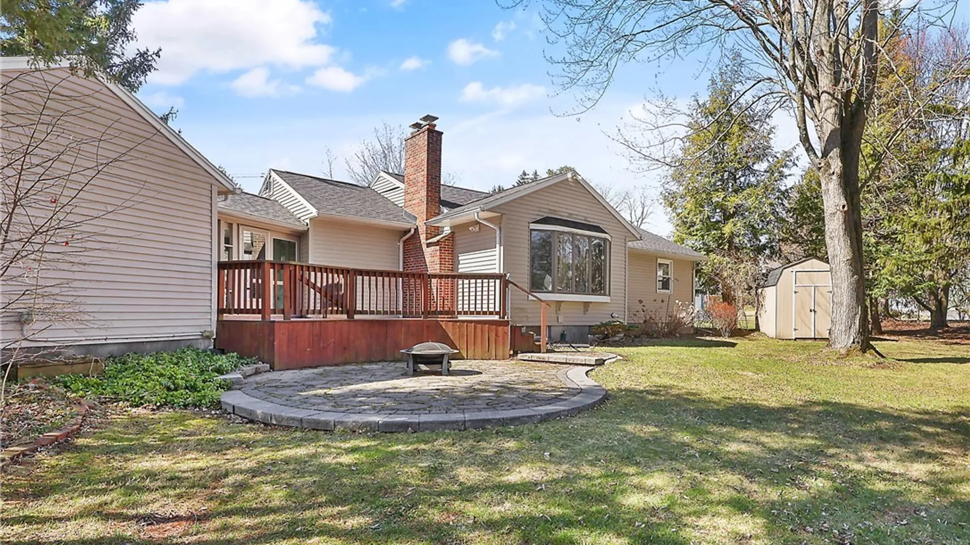 Property at 208 Palmer Drive, Manlius, NY 13066 38