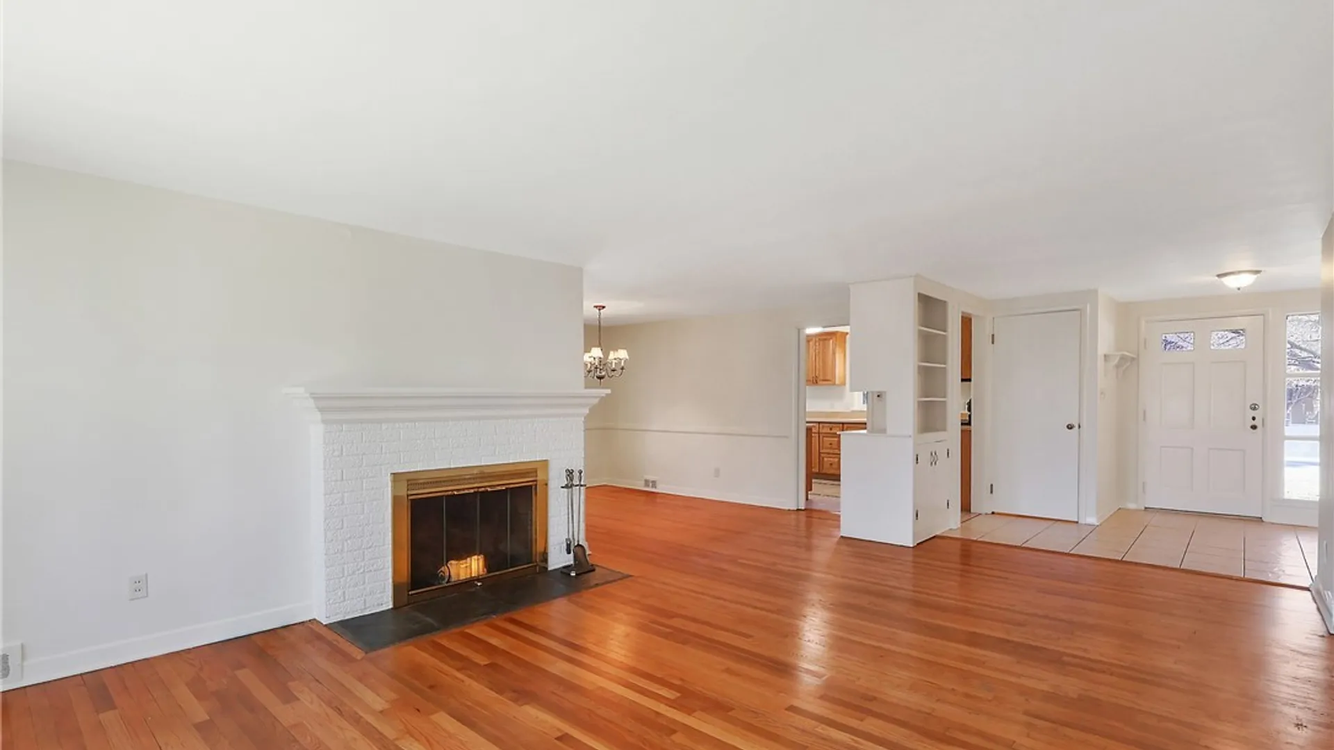 Property at 208 Palmer Drive, Manlius, NY 13066 6