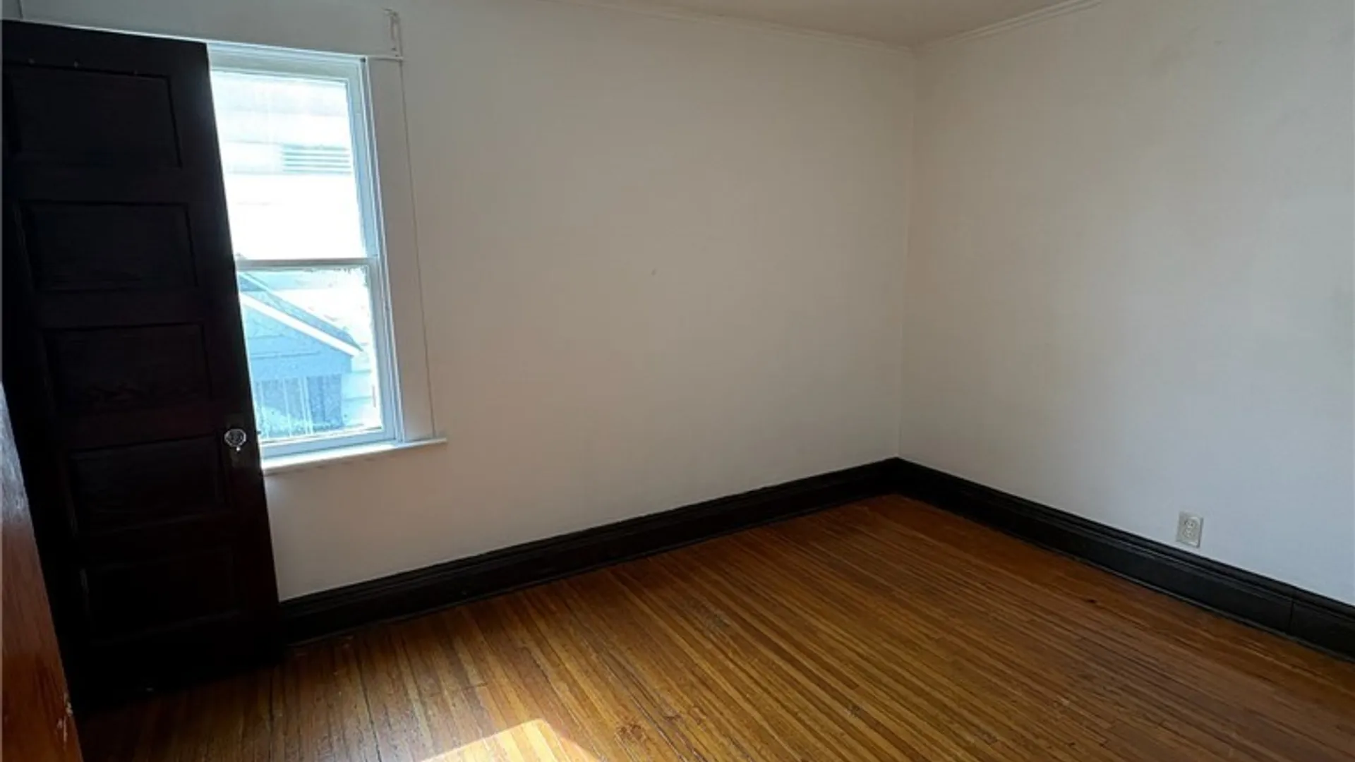 Property at 189 Westminster Avenue, Buffalo, NY 14215 10