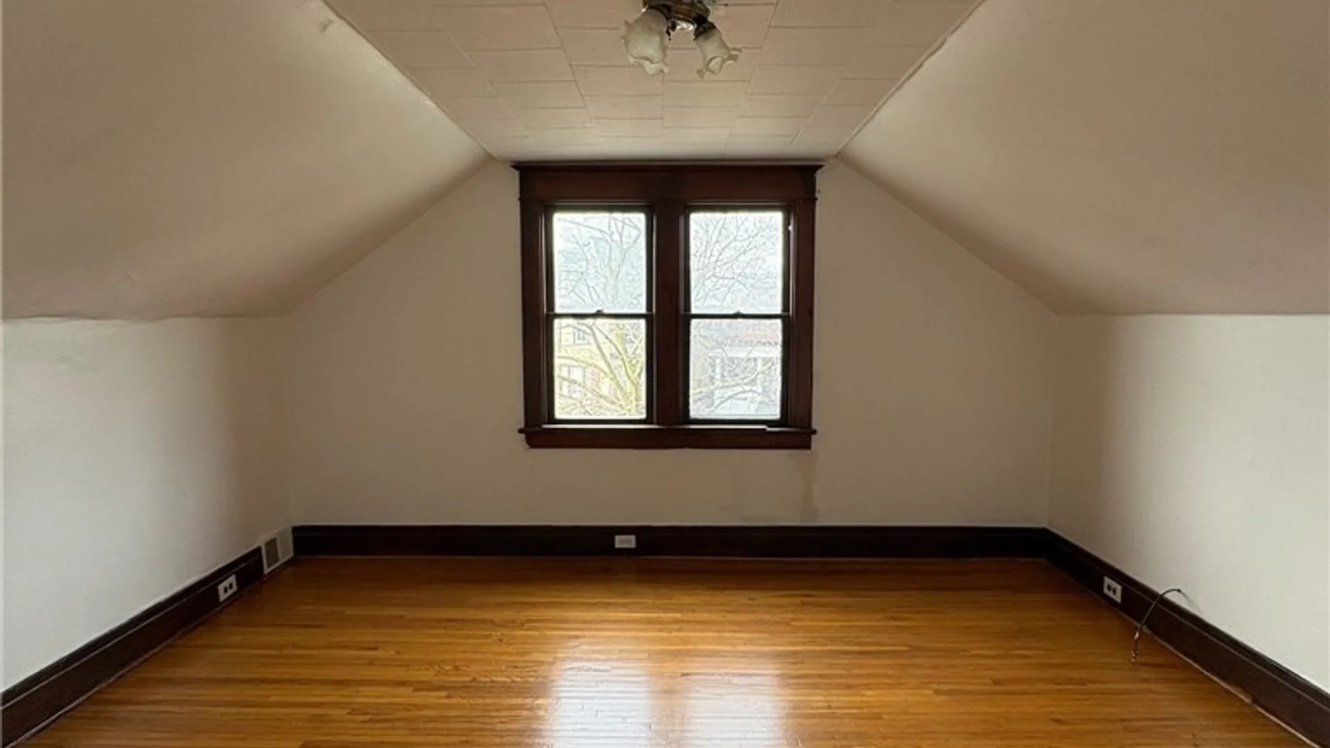 Property at 189 Westminster Avenue, Buffalo, NY 14215 24