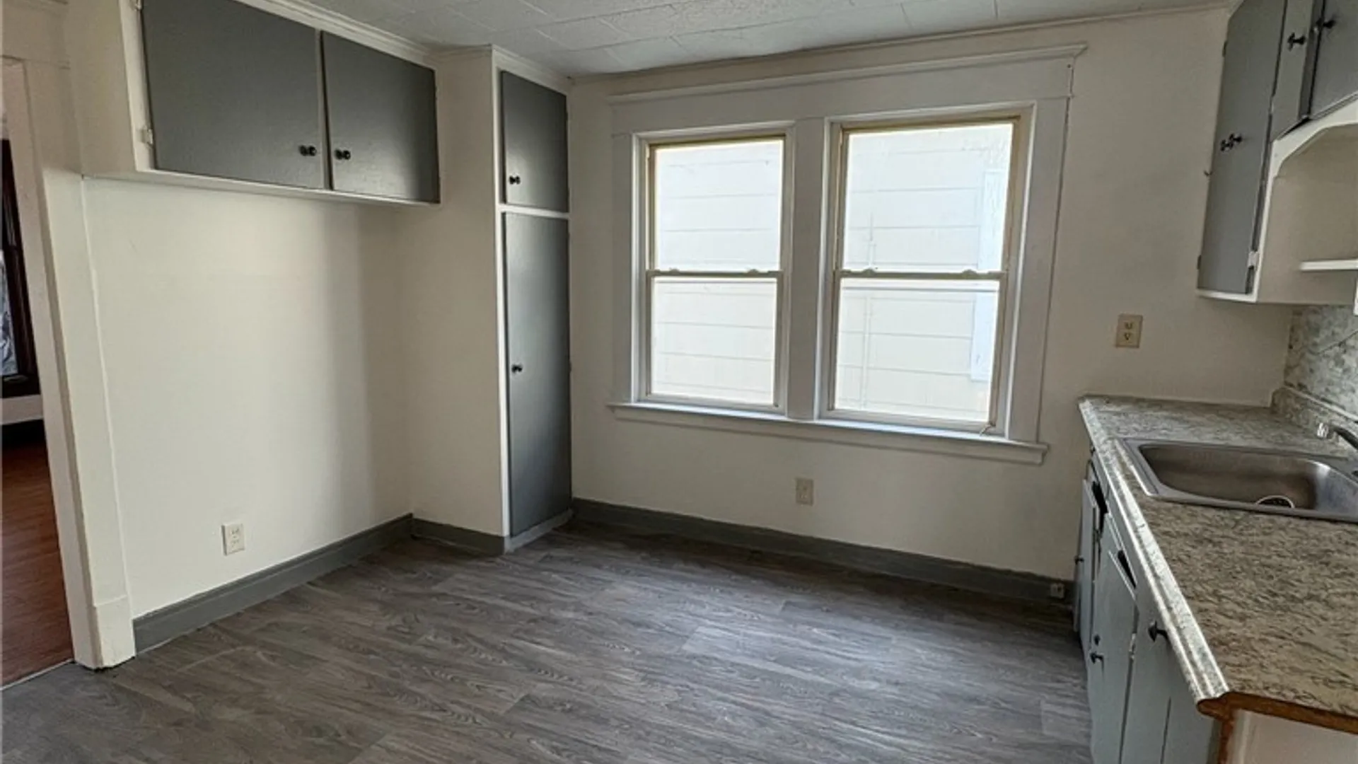 Property at 189 Westminster Avenue, Buffalo, NY 14215 9