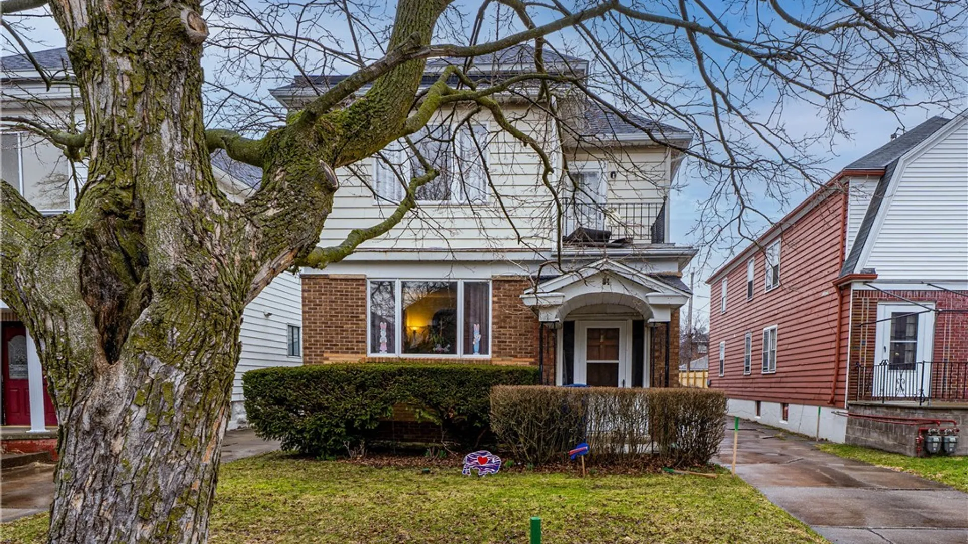 Property at 64 Delham Avenue, Buffalo, NY 14216 3