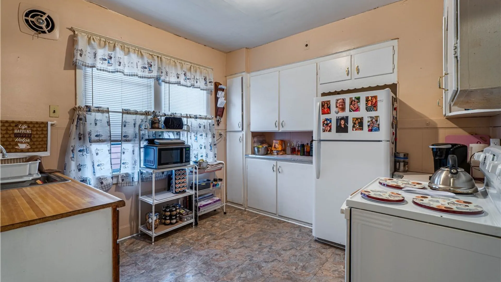 Property at 64 Delham Avenue, Buffalo, NY 14216 4