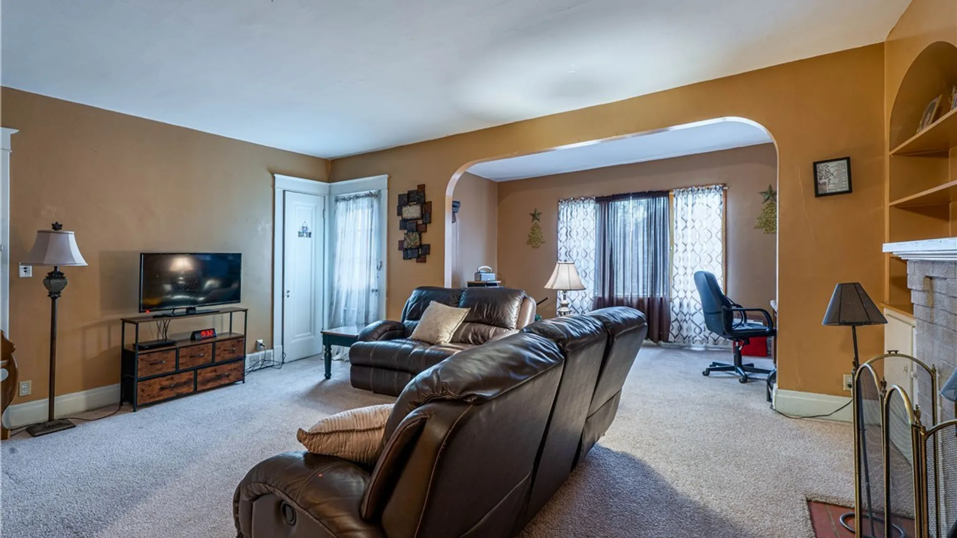 Property at 64 Delham Avenue, Buffalo, NY 14216 8