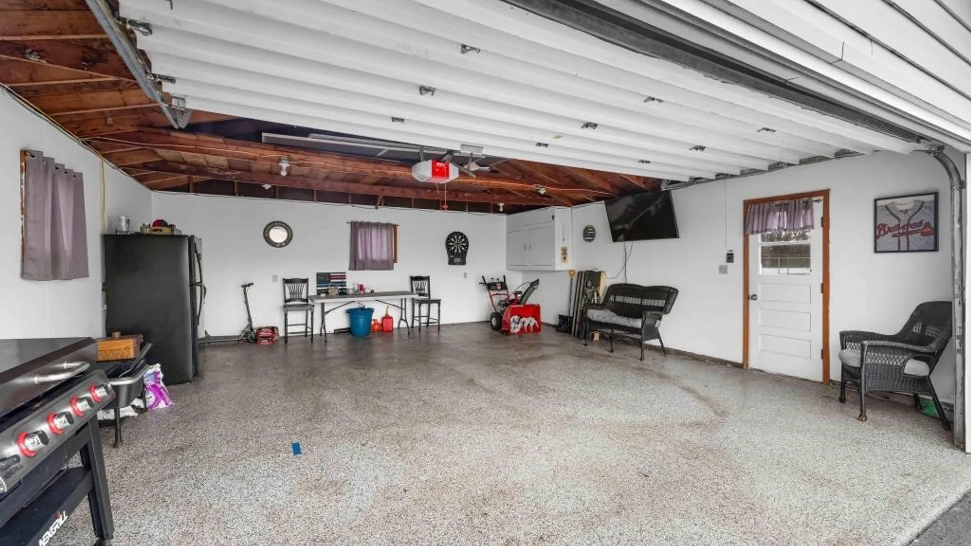Property at 108 Circle Lane, Lackawanna, NY 14218 26