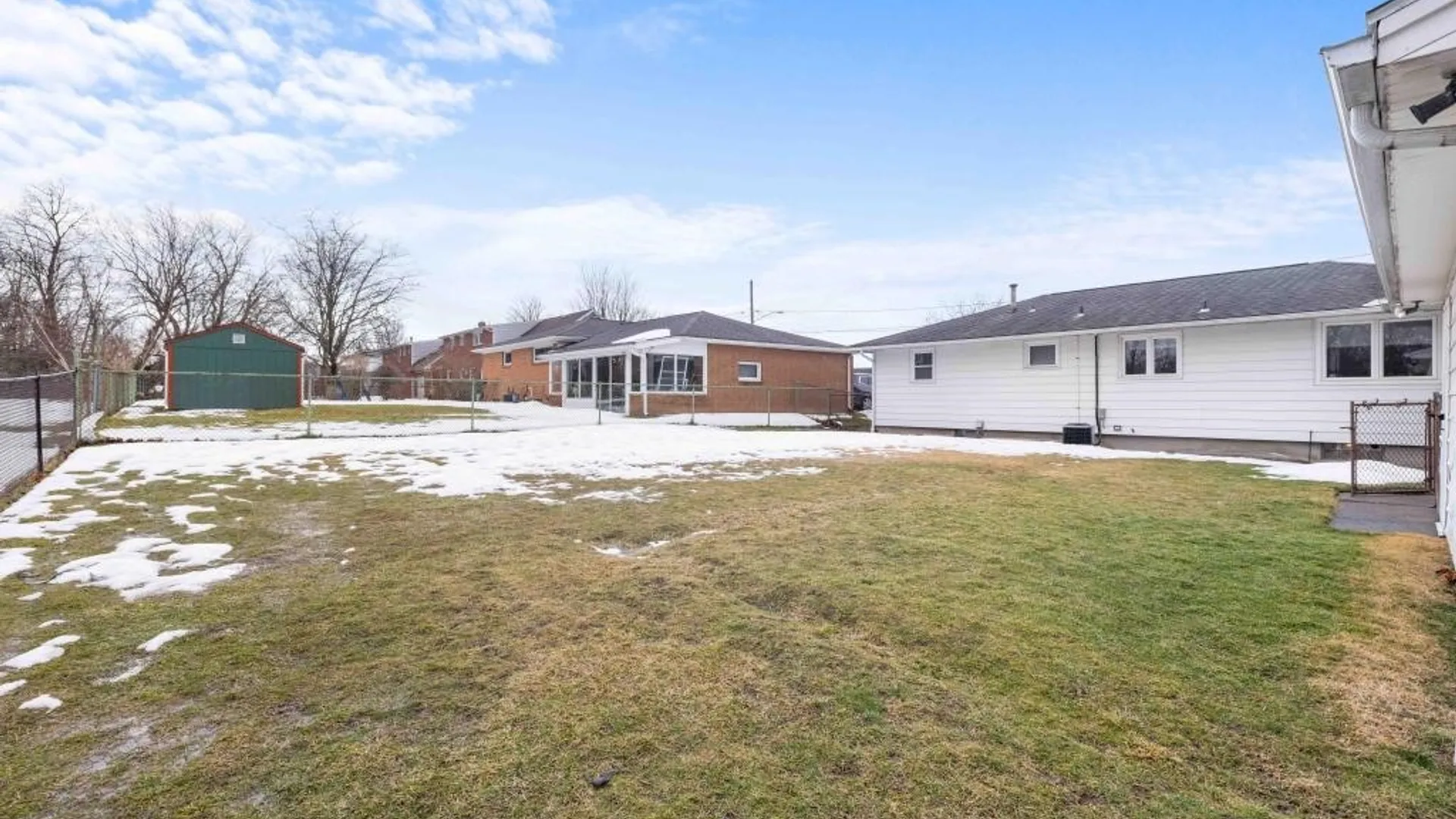 Property at 108 Circle Lane, Lackawanna, NY 14218 28
