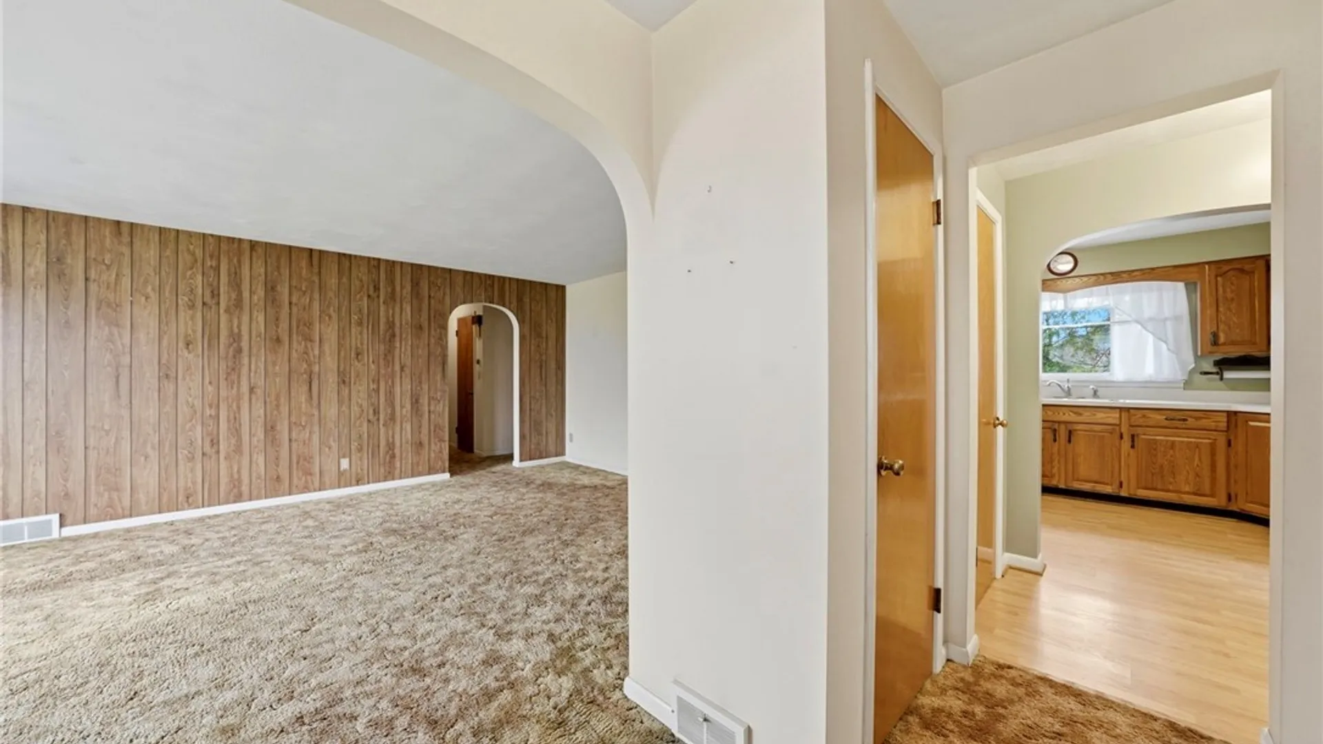 Property at 11168 Main, Clarence, NY 14031 23