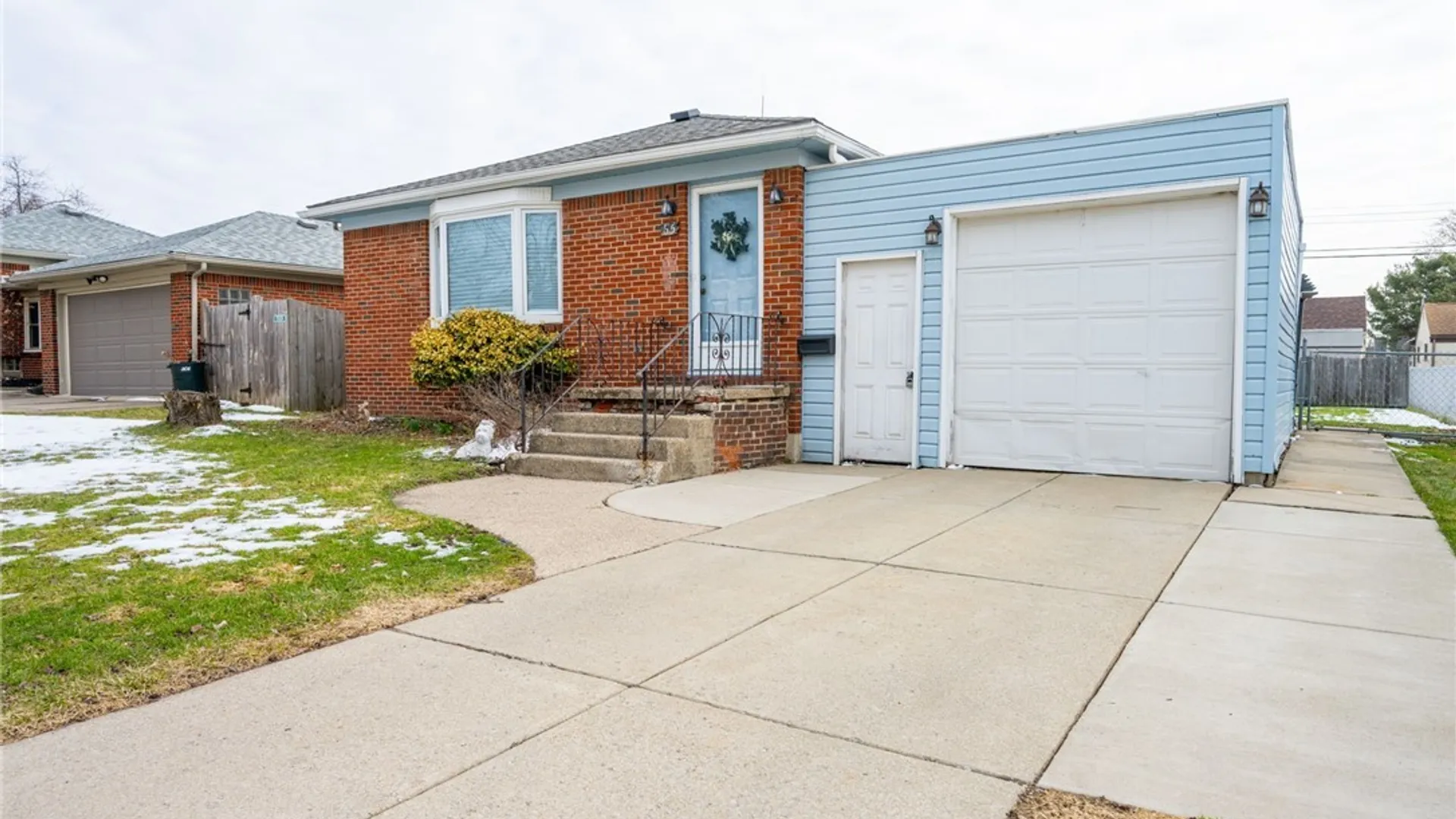 Property at 65 Dania Drive, Cheektowaga, NY 14225 2