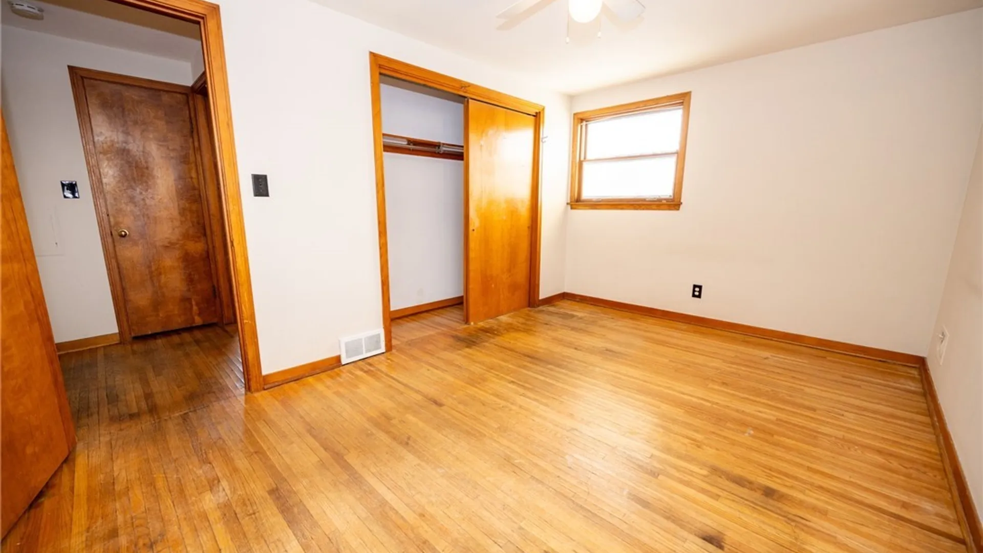 Property at 65 Dania Drive, Cheektowaga, NY 14225 26